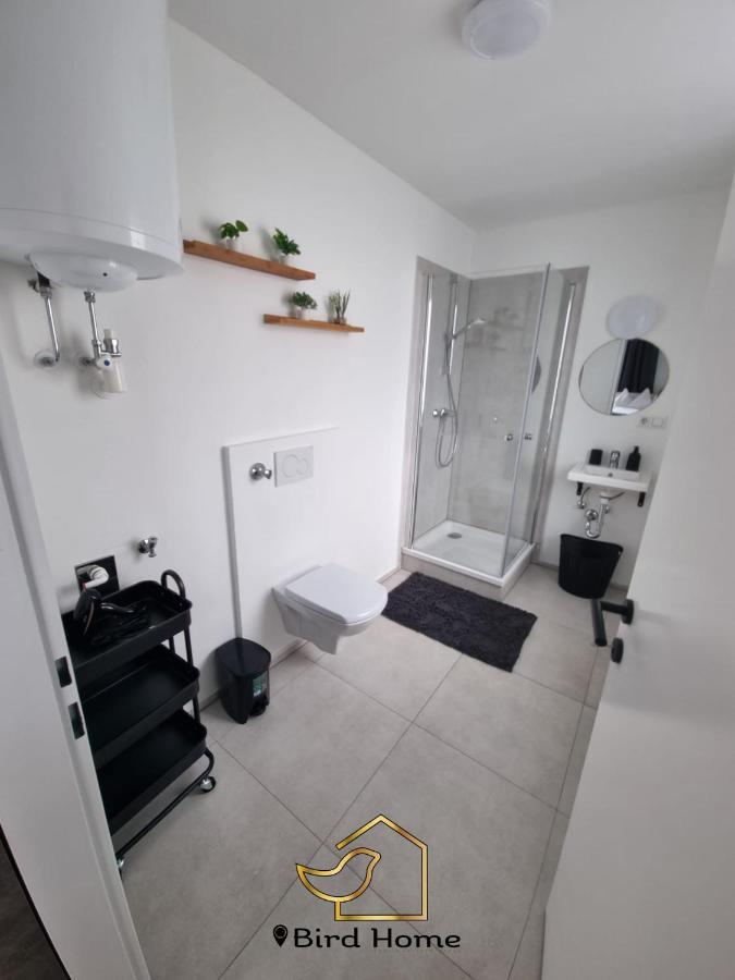 Bird Home Room 10 Klagenfurt am Woerthersee Luaran gambar